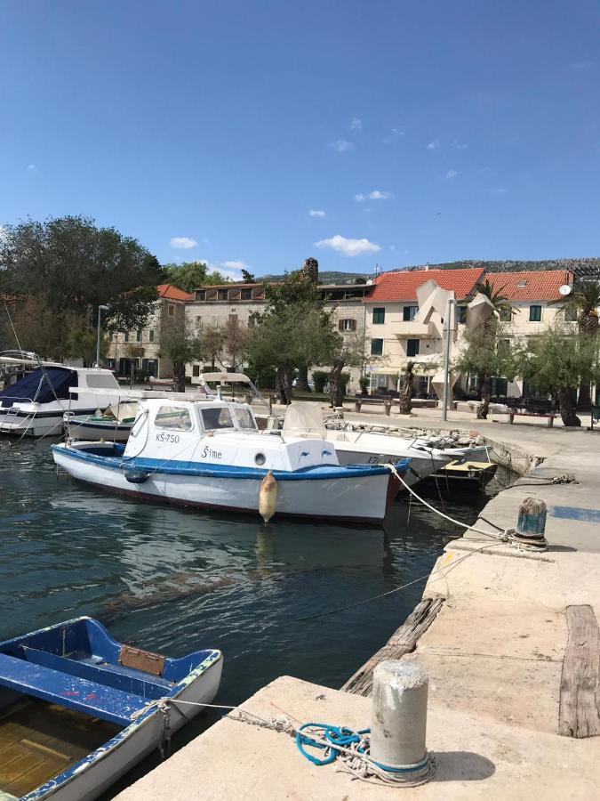 شقة Kaštela  في Meerblick المظهر الخارجي الصورة